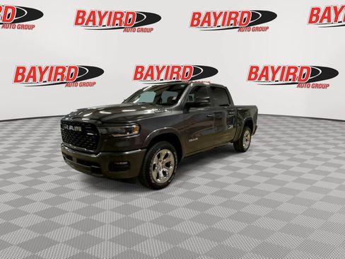 Used 2025 RAM 1500 Big Horn AWD/4WD image 4