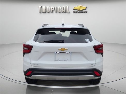 New 2026 Chevrolet Trax LT w/ Driver Confidence Package image 4