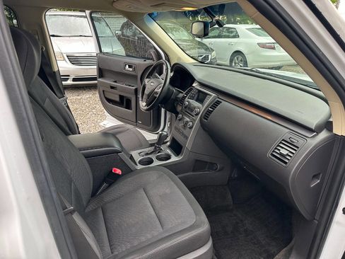 Used 2014 Ford Flex SE FWD image 18