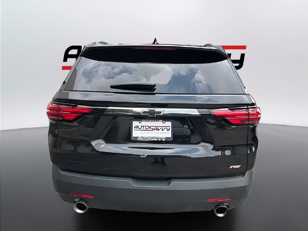 Used 2023 Chevrolet Traverse RS FWD image 6