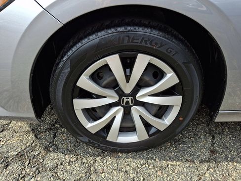 Used 2023 Honda Civic LX image 28