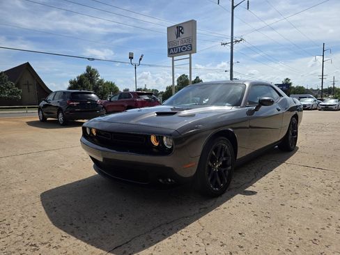 Used 2022 Dodge Challenger SXT w/ Blacktop Package RWD image 3