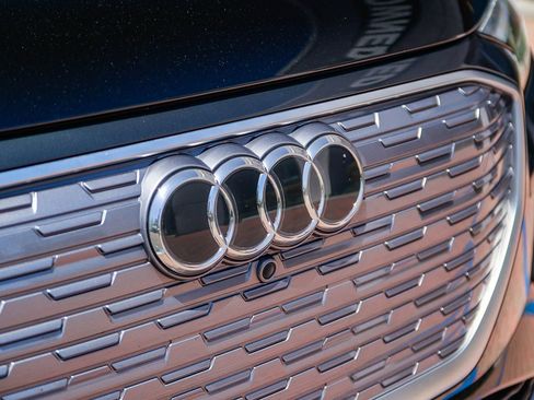 Used 2023 Audi Q4 e-tron Premium Plus w/ Premium Plus RWD image 12
