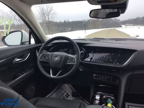 Used 2022 Buick Envision Essence w/ Safety Package image 21