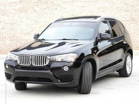 Used 2017 BMW X3 sDrive28i image 13