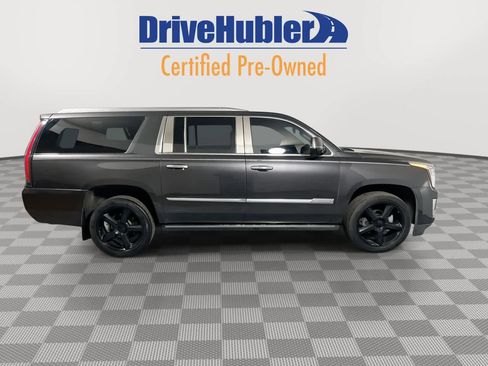 Used 2016 Cadillac Escalade ESV Premium image 5