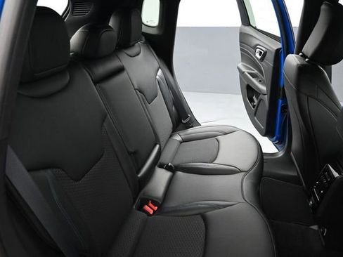 New 2026 Jeep Compass Latitude AWD/4WD image 22