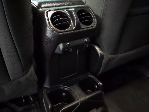 Used 2020 Jeep Wrangler Unlimited Sport image 27