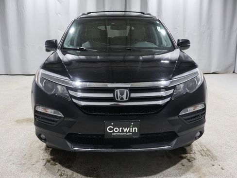 Used 2017 Honda Pilot Touring image 8
