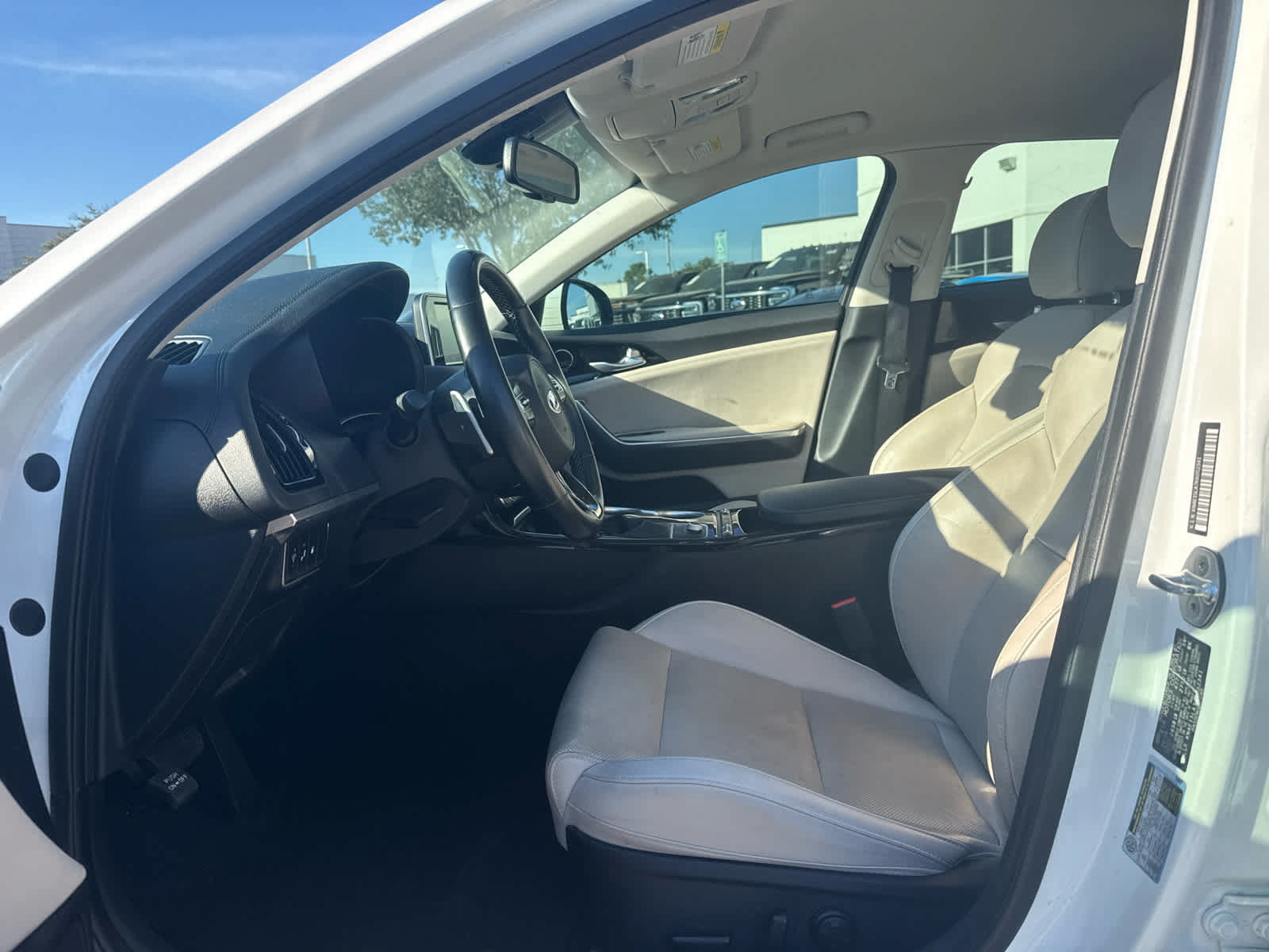 Used 2019 Kia Stinger RWD image 5