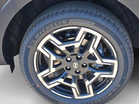 New 2025 Hyundai Santa Cruz Limited image 9