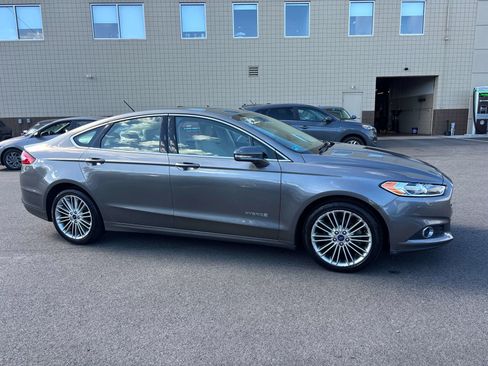 Used 2014 Ford Fusion SE w/ Equipment Group 502A image 6