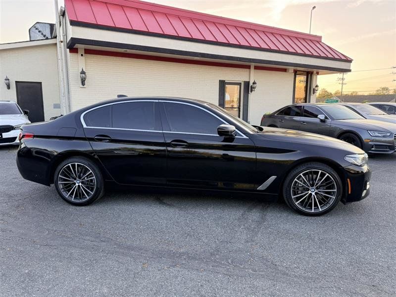 Used 2022 BMW 540i w/ Premium Package RWD image 4