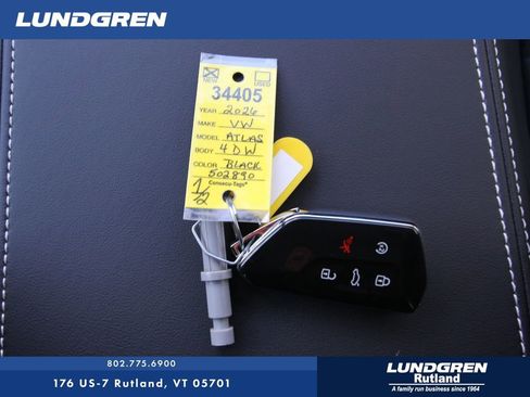 New 2026 Volkswagen Atlas SEL image 4