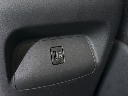 Used 2024 Nissan Sentra SR FWD image 27