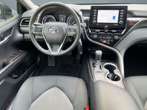 Used 2023 Toyota Camry LE image 29