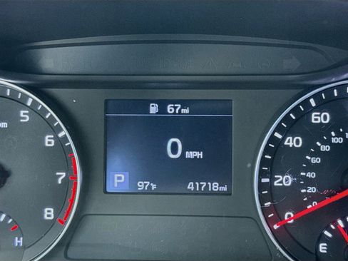 Used 2020 Kia Forte GT-Line w/ GT-Line Premium Package FWD image 8