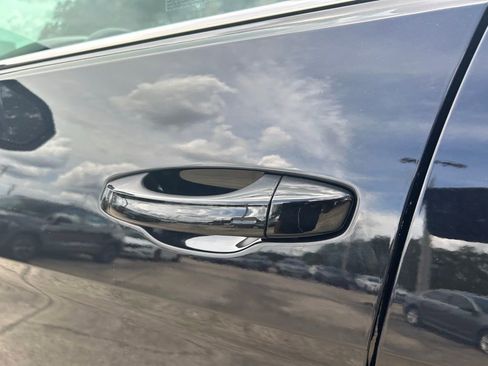 New 2026 Volkswagen Atlas SE FWD image 22