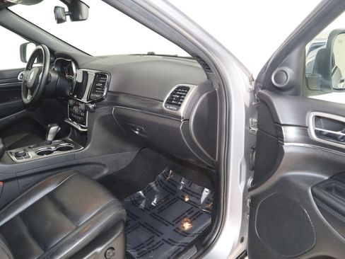 Used 2019 Jeep Grand Cherokee Limited image 45