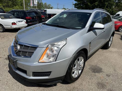 Used 2011 Cadillac SRX Luxury FWD image 2