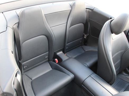 Used 2022 Mercedes-Benz SL 63 AMG 4MATIC image 28