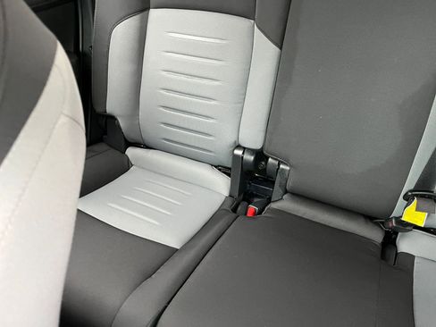 Used 2025 Toyota Tacoma TRD Off-Road image 39