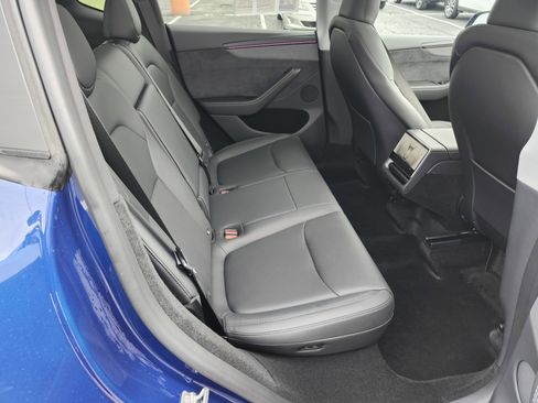 Used 2026 Tesla Model Y Long Range image 21