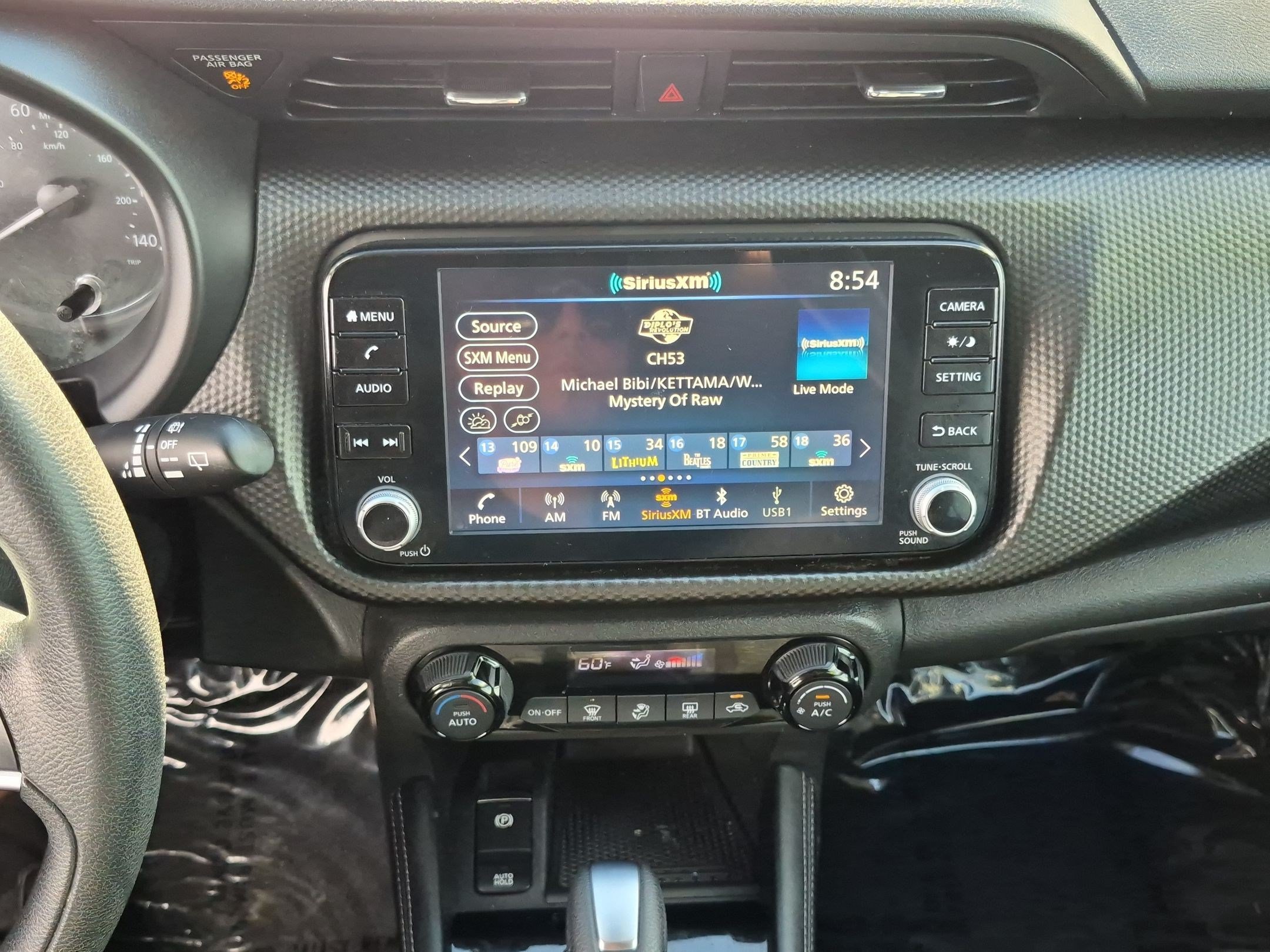 Used 2021 Nissan Kicks SV FWD image 17