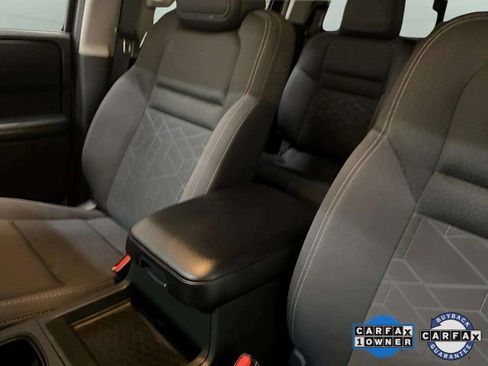 Used 2025 Nissan Frontier SV image 52