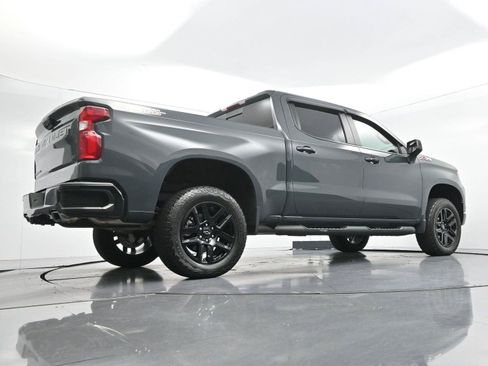Used 2025 Chevrolet Silverado 1500 LT Trail Boss w/ Convenience Package II AWD/4WD image 50