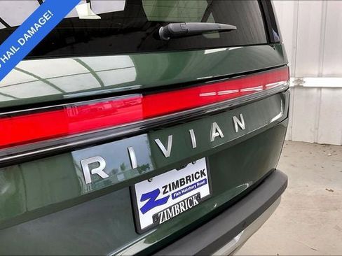 Used 2023 Rivian R1S Adventure AWD/4WD image 31