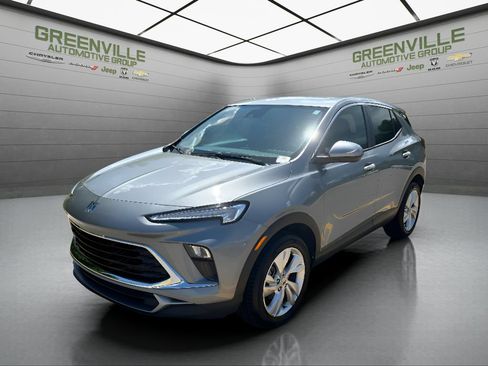 Used 2025 Buick Encore GX Preferred FWD image 1