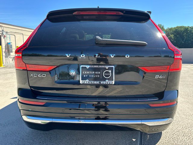 Certified 2023 Volvo XC60 B6 Ultimate w/ Protection Package Premier AWD/4WD image 7