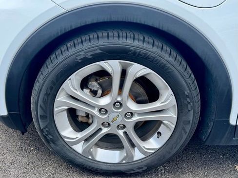 Used 2021 Chevrolet Bolt LT FWD image 10