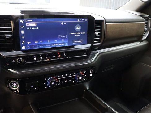 Used 2024 Chevrolet Silverado 2500 High Country w/ High Country Premium Package image 63