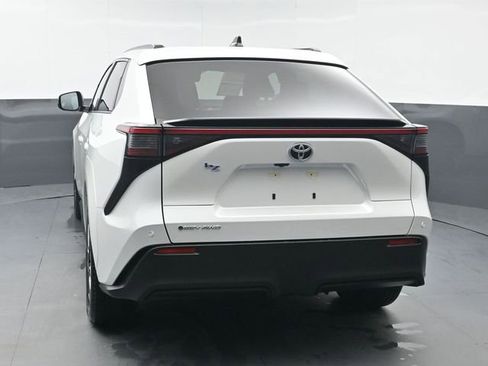 Certified 2026 Toyota bZ XLE image 5