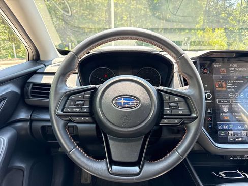 Used 2024 Subaru Crosstrek 2.5i Limited w/ Crosstrek Mirror Package AWD/4WD image 19