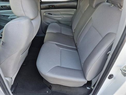 Used 2012 Toyota Tacoma PreRunner w/ TRD Sport Pkg RWD image 16