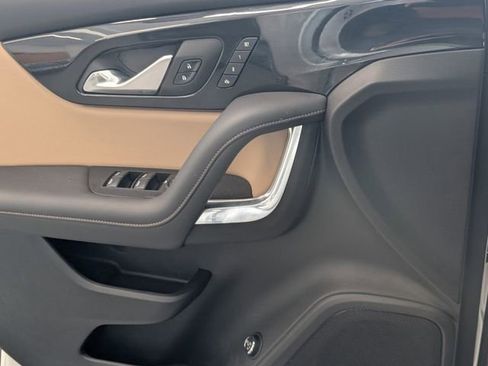 Certified 2023 Chevrolet Blazer Premier w/ Driver Confidence II Package image 27