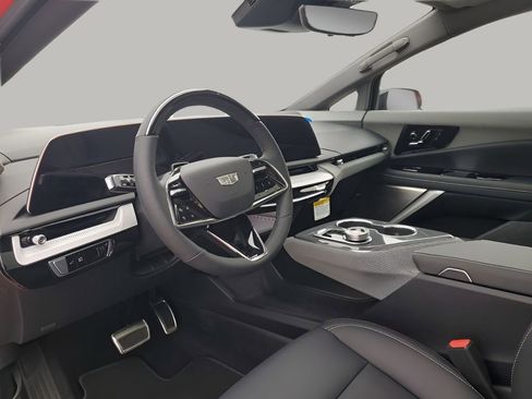 New 2026 Cadillac Optiq Sport 1 image 30