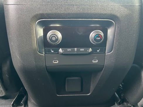 Used 2022 Chevrolet Tahoe RST w/ Luxury Package image 17