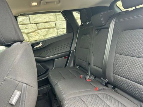 Used 2023 Ford Escape Active w/ Tech Pack #2 AWD/4WD image 9