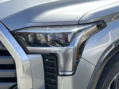 Used 2022 Toyota Tundra Limited image 8