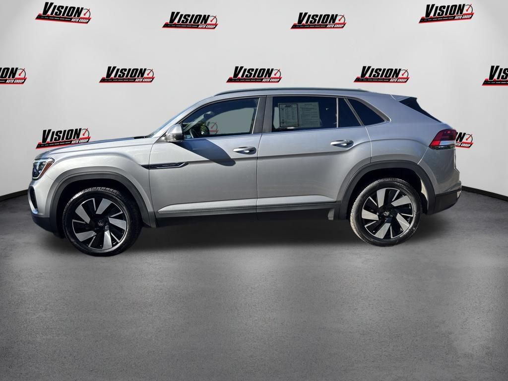 Used 2026 Volkswagen Atlas Cross Sport SE AWD/4WD image 8