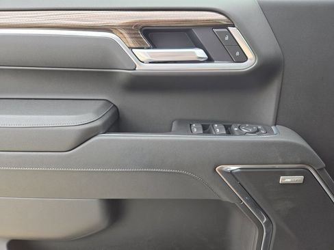 New 2026 Chevrolet Silverado 1500 RST AWD/4WD image 17
