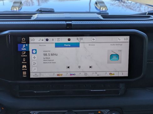 New 2026 Jeep Gladiator Sport image 19