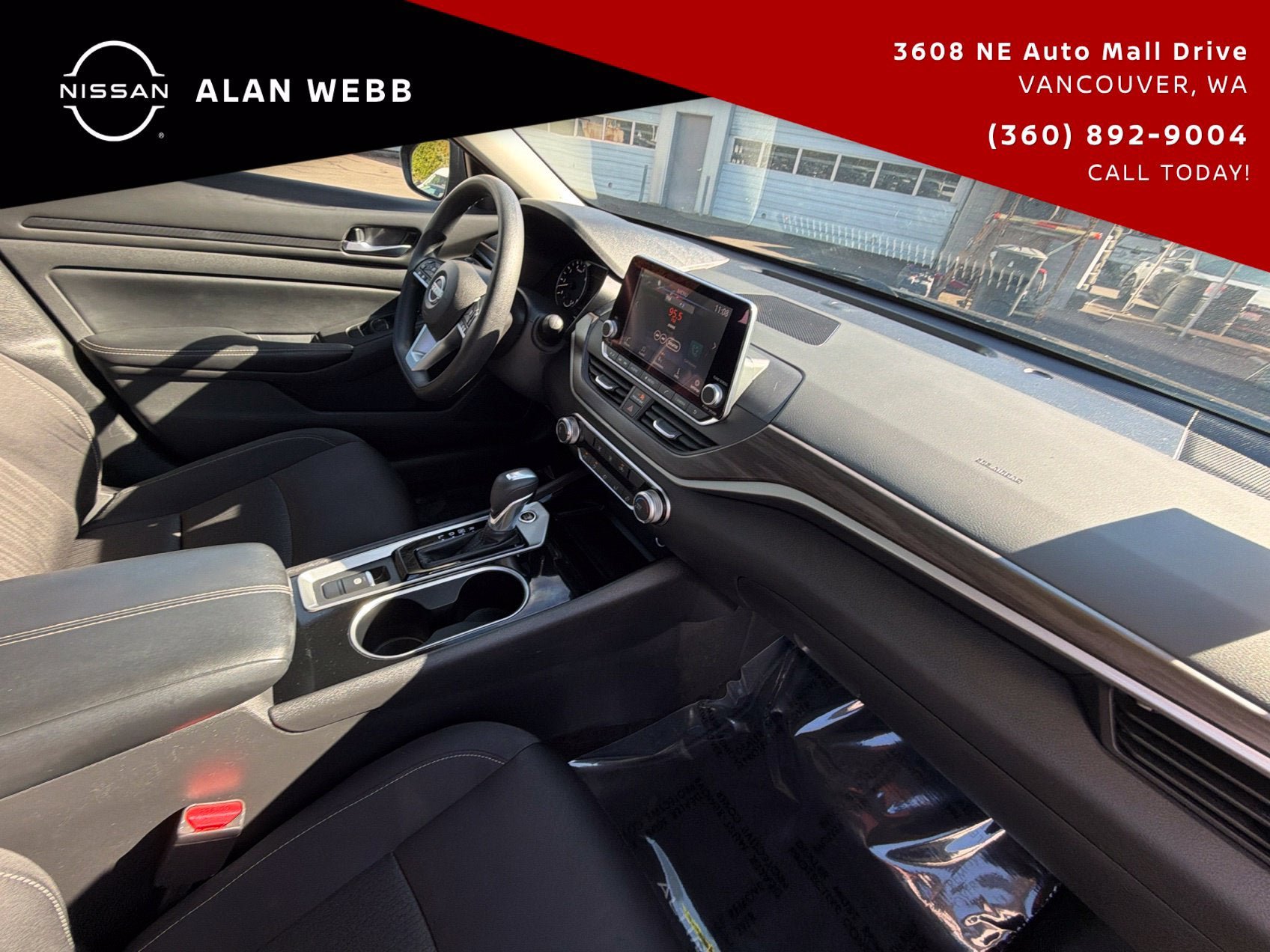 Used 2024 Nissan Altima 2.5 SV AWD/4WD image 20