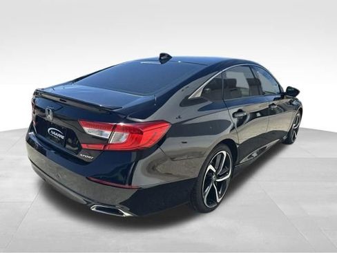 Used 2019 Honda Accord Sport image 8