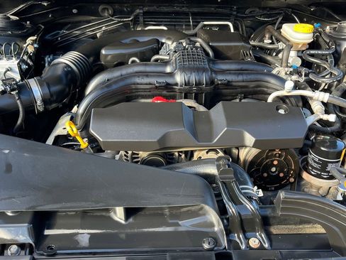 Used 2015 Subaru Crosstrek 2.0i Premium image 20