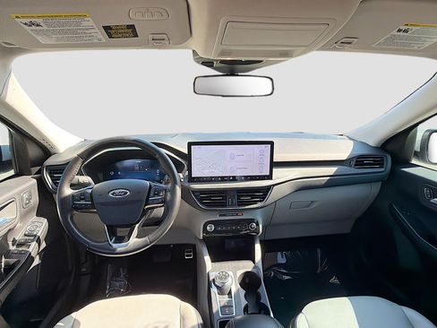 Used 2023 Ford Escape Platinum image 15